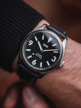 Standard Issue - Officer (Automatique)